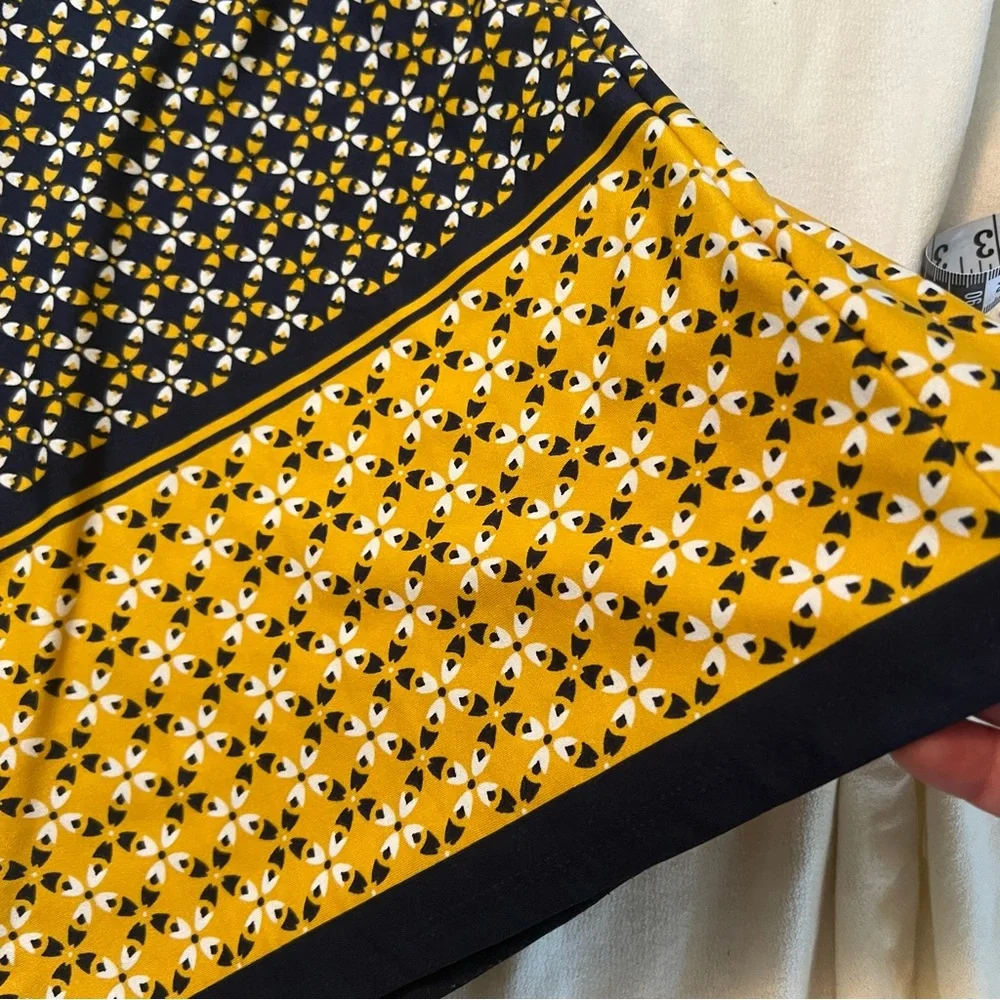 Black and Yellow Geometric Maxi Dress - Picture 9 of 12